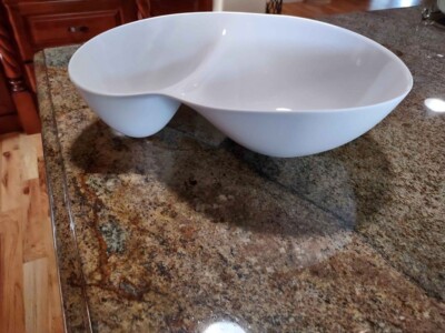 Crate & Barrel White Divided Serving Bowl Chip & Dip Porcelain Look LG 14 x 10