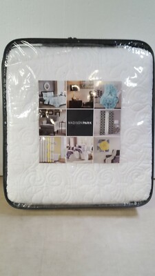 Madison Park Coverlet Full/Queen Mini Set in White Finish MP13-1371-image