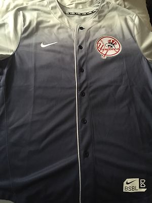 NY YANKEES JERSEY LARGE NIKE DIP DYE TIE DYE MLB BASEBALL NY HAT LOGO PATCH-image