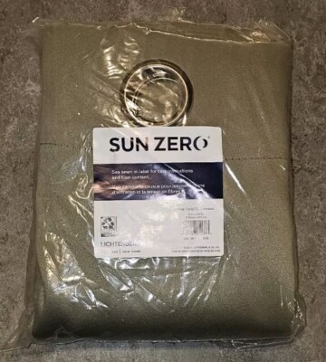 Sun Zero Oslo Sage Green Thermal Grommet Blackout Curtain 52 X 95 OSL-GR SGE -image