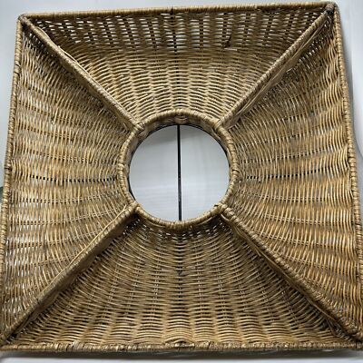 Vintage Wicker Chip & Dip Serving Basket Rattan Light Brown Sectioned 13