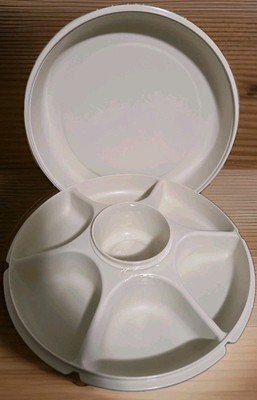 Tupperware Vintage Divided Veggie Party Tray, Dip Bowl Set, 1665-3, USA-image
