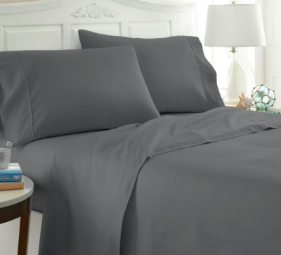 Premium Checkered Embossed 4 Piece Bed Sheet Set - Queen - Gray-image