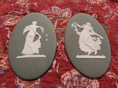 TWO Wedgwood Green DIP Jasperware  Large Oval Plaques (c.1780s) Rare 8