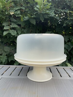 VTG Tupperware Round Cake Taker/Serve Set  And Chip & Dip Almond Color-image