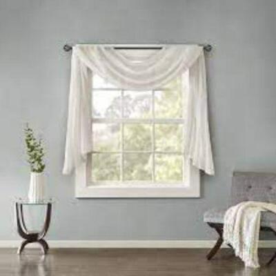 NWT Madison Park window Scarf 42