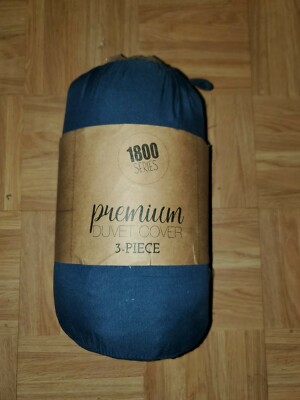 ienjoy Home Queen/Full 1800 Series Microfiber Duvet Cover Set - Navy-image