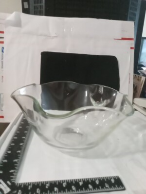 Vintage Triangular Bowl Chip N Dip Clear 10