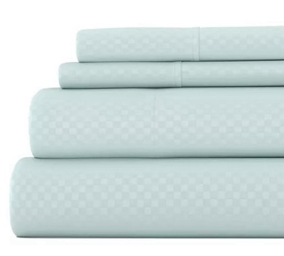ienjoy home Classics Premium Ultra Soft Checkered CA/King Sheet Set-image