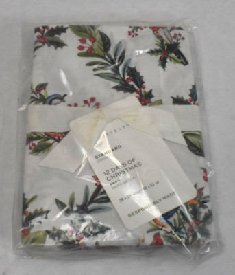 Pottery Barn 12 Days of Christmas Standard Sham for Duvet Cover Floral White-image