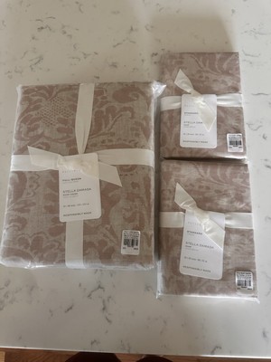 Pottery Barn Stella Printed Damask F/Q Duvet Cover & 2 Standard Shams Rosewood -image