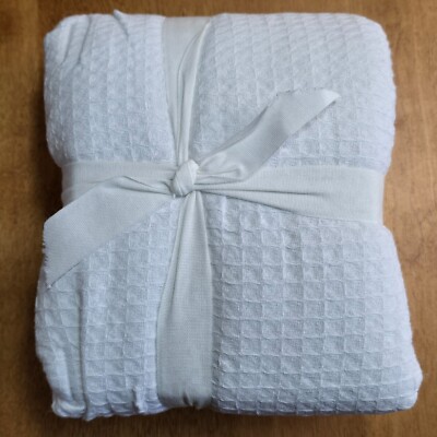 POTTERY BARN LARKSPUR TEXTURED COMFORTER SHAM (1) EURO ~ WHITE-image