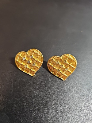 Gold Tone Rhinestone Textured Basket Weave Heart Shaped Earrings -image