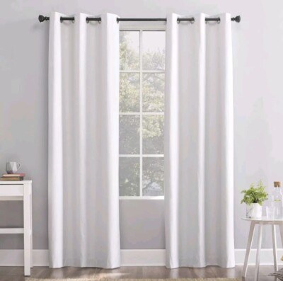 Sun Zero Cyrus Thermal 100% Blackout Grommet Curtain Single Panel-image