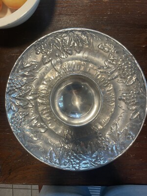 Wilton Armetale Grapes Chip&Dip #373787 Large Round Server 13.5