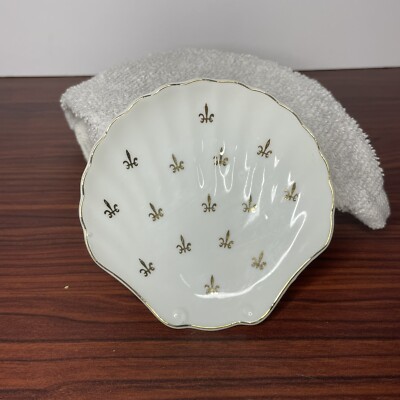 Vintage Lefton China  Clam Shell Shaped Luncheon Plate-image