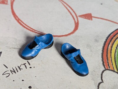 Marvel Legends Deadpool 3 & Wolverine LOGAN SNEAKERS FEET for 1/12 scale customs-image