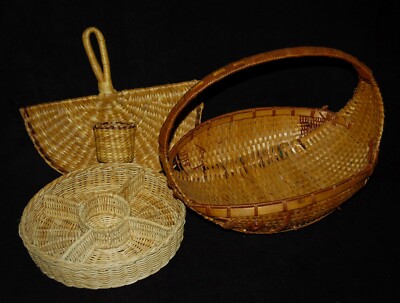 VINTAGE Large Fruit+ Chip and Dip Baskets + Wall Hanging Basket-image