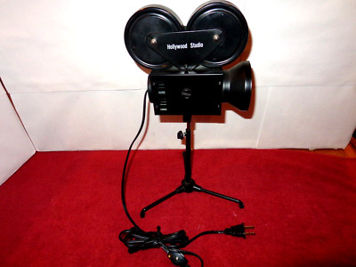 VINTAGE HOLLYWOOD STUDIO TABLE LAMP  - 8 x 14 in ADJUSTABLE TO 16 in TALL - L238-image