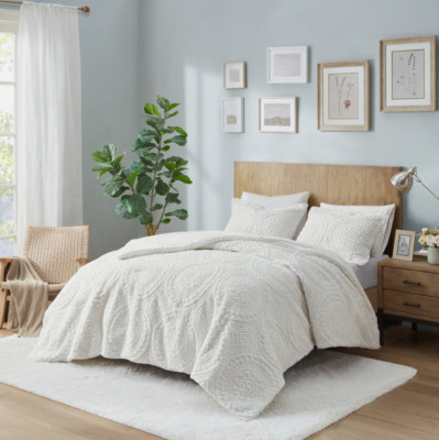 Madison Park  Embroidered  Faux Fur Ultra Plush Comforter  Set King- Cal Ivory-image