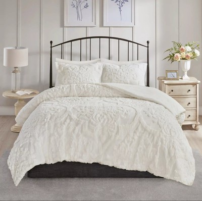 Madison Park Viola 3 Piece Tufted Cotton Chenille Damask Comforter Set KING-image
