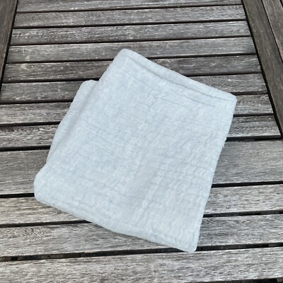 Pottery Barn Cloud  (1) Pillow Sham King Chambray Blue Washed Cut Tags Read-image