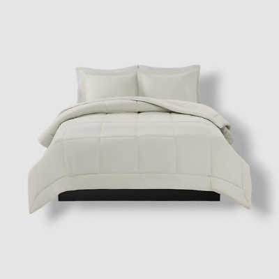 Madison Park White Sarasota 3-Piece King/California King Comforter Set-image