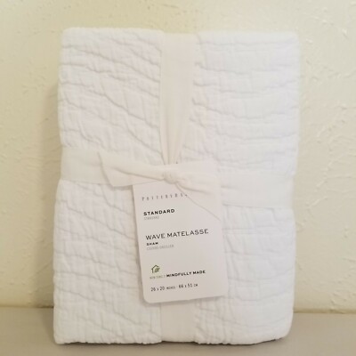 Pottery Barn Wave Matelasse Standard Sham White-image