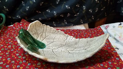 Ceramic Studio Art Pottery Leaf Shaped Bowl/Dish-image