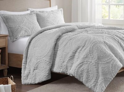 Madison Park Arya Embroidered Medallion Faux Fur Ultra Plush Comforter Set Twin-image