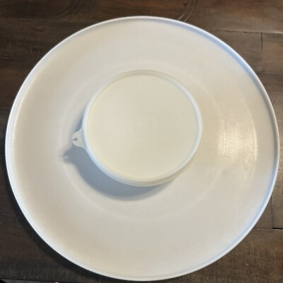 Vintage Tupperware 492-2 Dip-n-Serve Chip and Dip/Veggie Server Tray Bowl & Lid-image