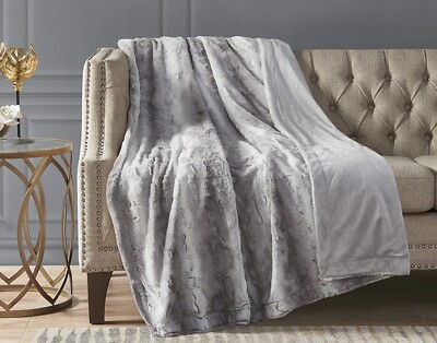 MADISON PARK Zuri Oversized Luxuriously Soft Faux-Fur Throw 60