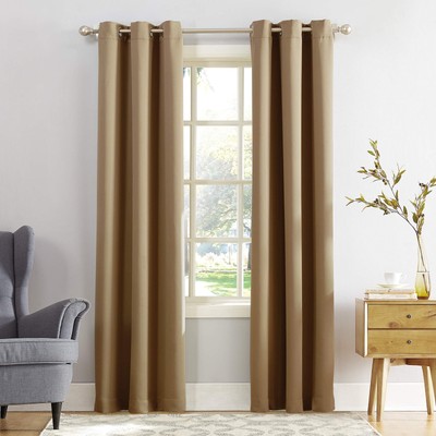 Easton Energy Saving Blackout Grommet Curtain Panel, 40