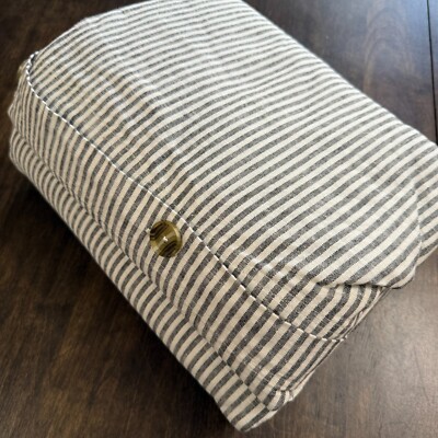 POTTERY BARN WHEATON STRIPED LINEN / COTTON DUVET COVER, KING/CAL KING ~ GRAY-image