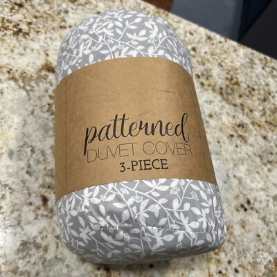 IENJOY PATTERNED DUVET  SET SHAMS GREY WHITE ROSES BEDROOM BED King & Cal King-image