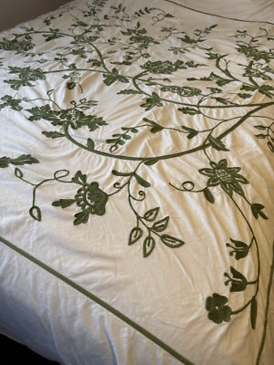 Pottery Barn Embroidered Floral Duvet Cover King Green Floral Rare-image