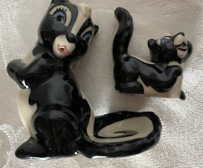 Vtg Ceramic Arts Studio Skunks Salt & Pepper Mama & Baby 1950 USA …… READ-image