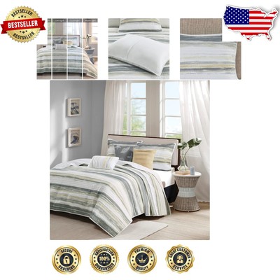 Beach-Inspired 6-Piece Quilt Set with Decorative Pillows & Coverlet, Full/Queen-image