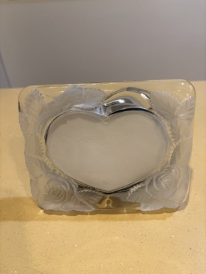 Heart Shaped Studio Nova Glass Picture Frame NEW Holds Memories of Love! -image