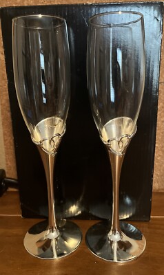 Studio His & Hers Floating Heart Toasting Glasses Set Of 2-image
