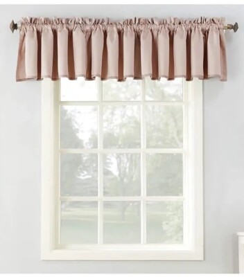 2 Sun Zero Bella Rod Pocket Room Darkening Window Valance in Blush-image
