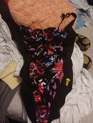 Dip One Piece Swim Suit Size XL. New-image