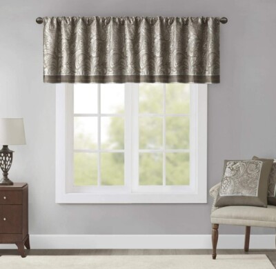 Madison Park Aubrey Jacquard Rod Pocket Valance , Faux Silk Paisley 50 X 18 NEW-image