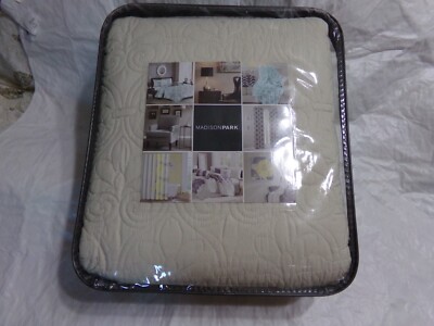 Madison Park Cal King Coverlet Mini Set in Cream Finish MP13-150 New-image