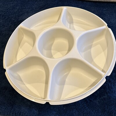 VTG Tupperware 13” Divided Veggie Fruit Dip Snack Party Tray PART# 1665-1-image