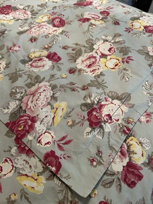VTG Pottery Barn Reversible Queen Duvet Cover & Standard Sham Cabbage Roses-image