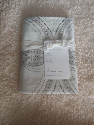 pottery barn Sonya Medallion 1 king sham original $65 GRAY new-image