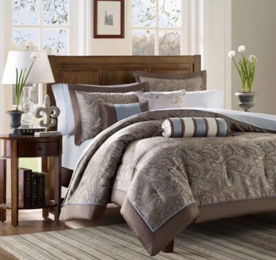 New Madison Park Aubrey Comforter Full Size Set,  NEW See Description-image