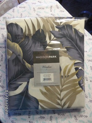 (1) Madison Park Banana Palm Leaf Flower Curtain Panel 54