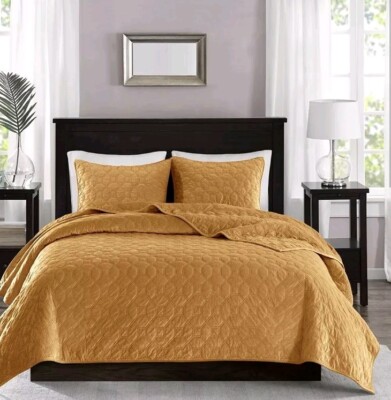 Madison Park 3 Piece Velvet Coverlet Set  Size King Mustard -image